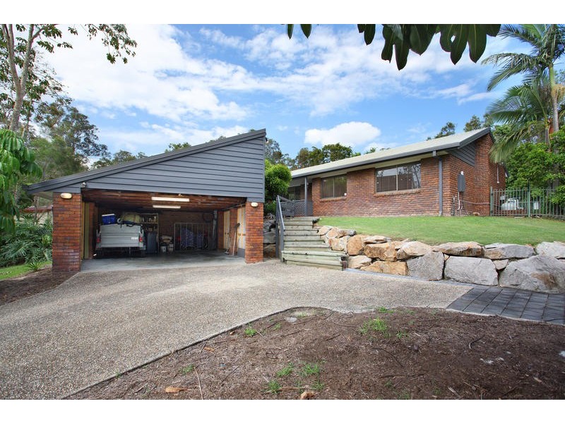 5 Pulas Place, Bellbowrie QLD 4070